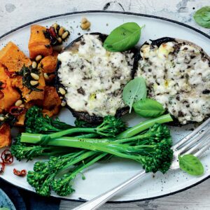 Cheese-topped mushrooms with smashed pumpkin
