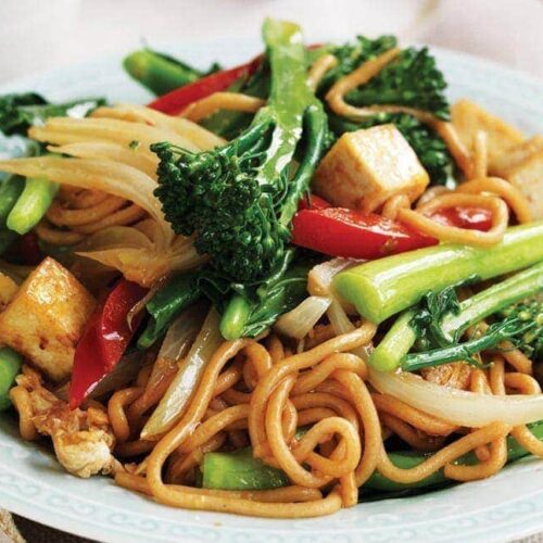 Egg and tofu stir-fried noodles